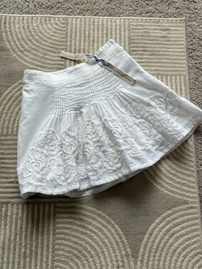 Burberry Girls White Embroidered Circle Skirt